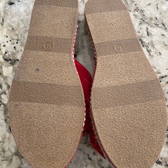 Universal Threads Red Bow Slide - Picture 2 of 2